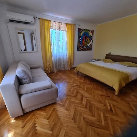 Villa Istrska Kamnita Hisa Soncni Medulin Exterior foto