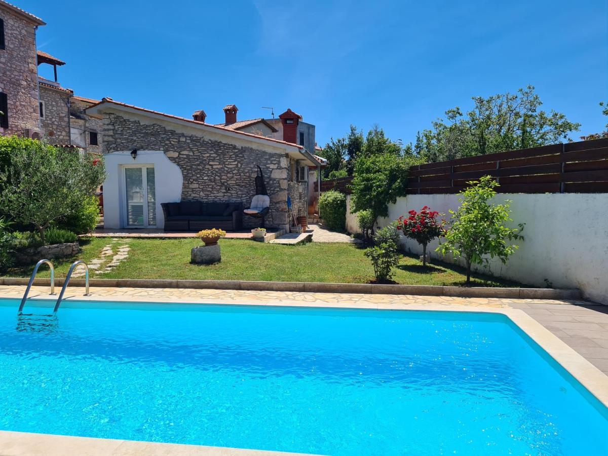 Villa Istrska Kamnita Hisa Soncni Medulin Exterior foto